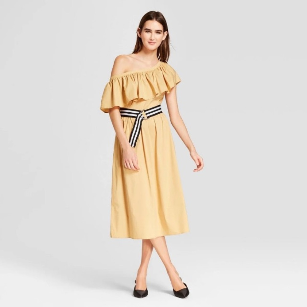 Off the shoulder ruffle dress